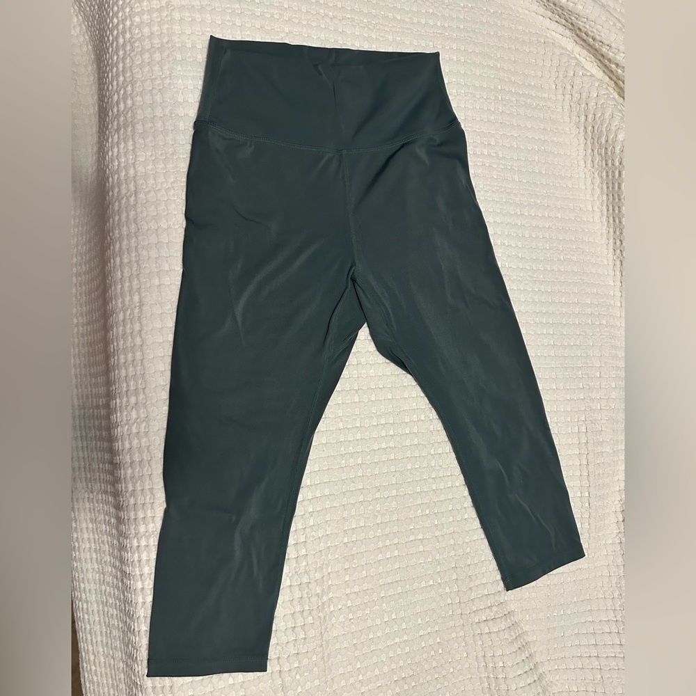 BuffBunny Collection Live Capri Legging in Eden